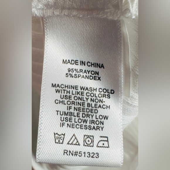 1. State - Ultra White Ribbed Scoop Neck Thong Bodysuit Large   New with… - Picture 7 of 8